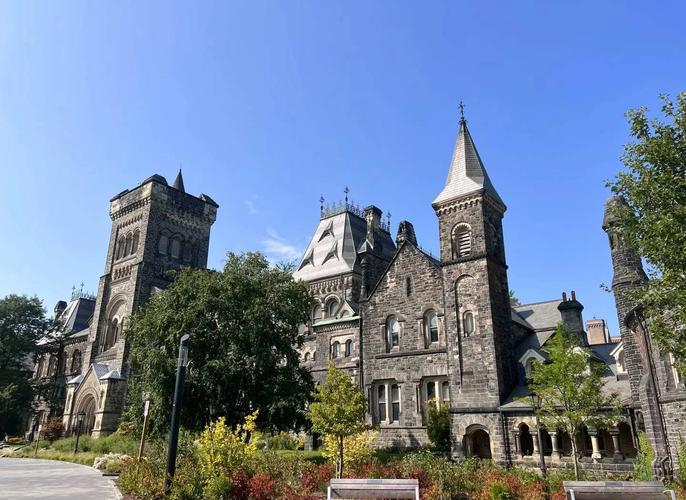 为什么去加拿大读高中后悔了 为什么去加拿大读高中后悔了