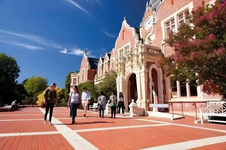 新西兰留学一年费用 新西兰留学一年费用